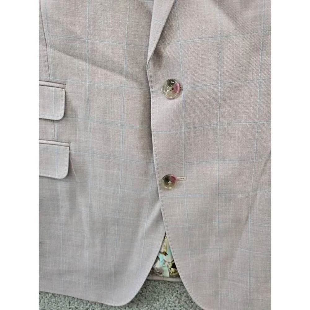 Tayion Collection Regular-Fit Suit Jacket Men's 44R Pink Button Closure L/S